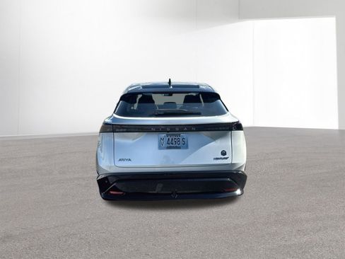Used 2023 Nissan Ariya FWD image 6
