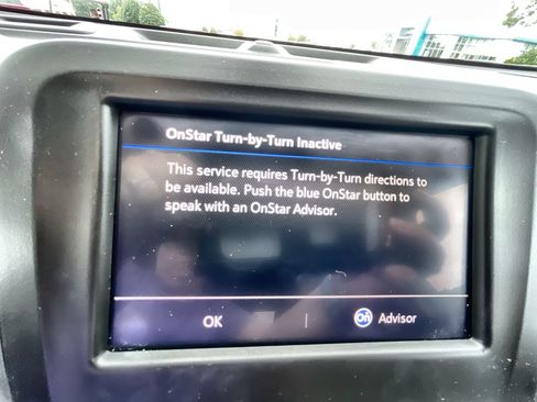 Used 2021 Chevrolet Equinox LT FWD image 14