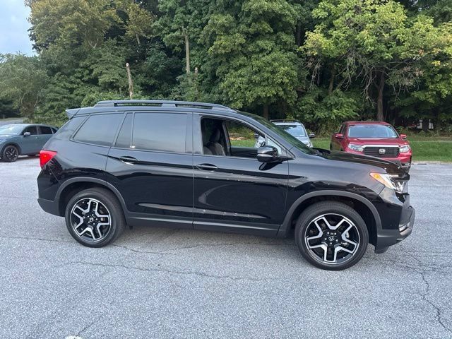 Used 2023 Honda Passport Elite image 4