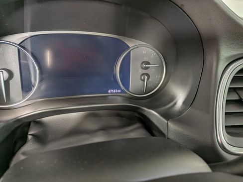 Used 2023 Buick Enclave Avenir image 25