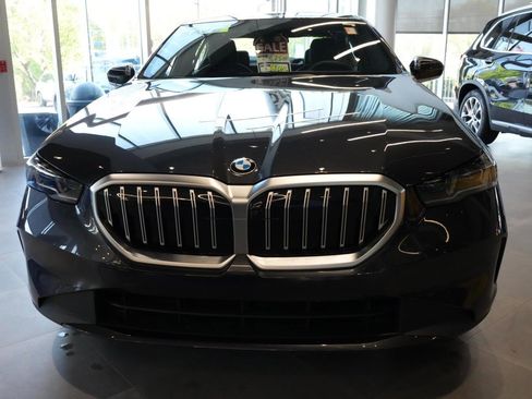 New 2026 BMW 530i xDrive w/ Premium Package AWD/4WD image 20