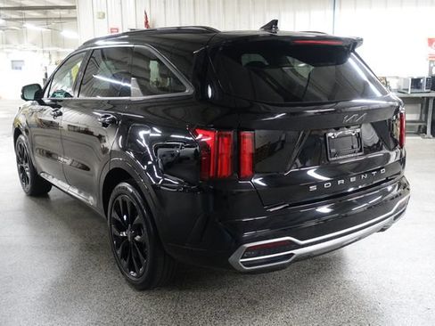 Used 2022 Kia Sorento SX FWD image 5