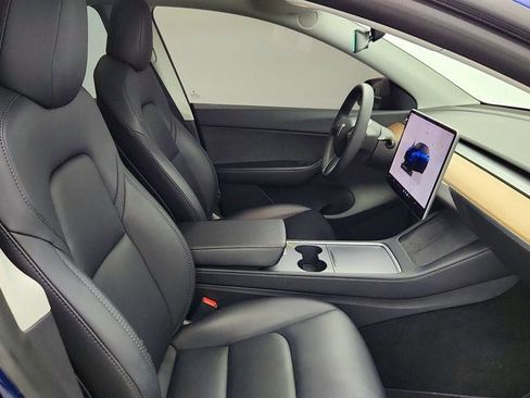 Used 2022 Tesla Model Y Performance image 28