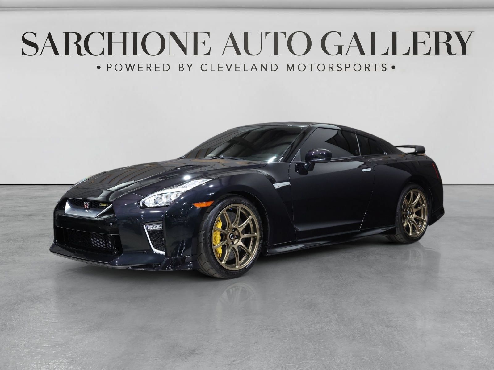 Used 2021 Nissan GT-R Premium AWD/4WD image 18