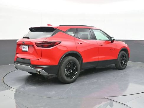 Used 2024 Chevrolet Blazer LT w/ Midnight/Sport Edition FWD image 14