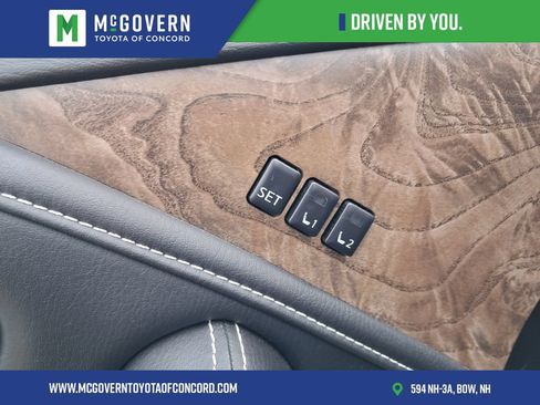 Used 2021 INFINITI QX80 Premium Select w/ All-Season Package AWD/4WD image 29