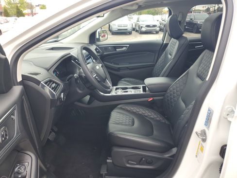 Used 2024 Ford Edge Titanium w/ Equipment Group 301A AWD/4WD image 12