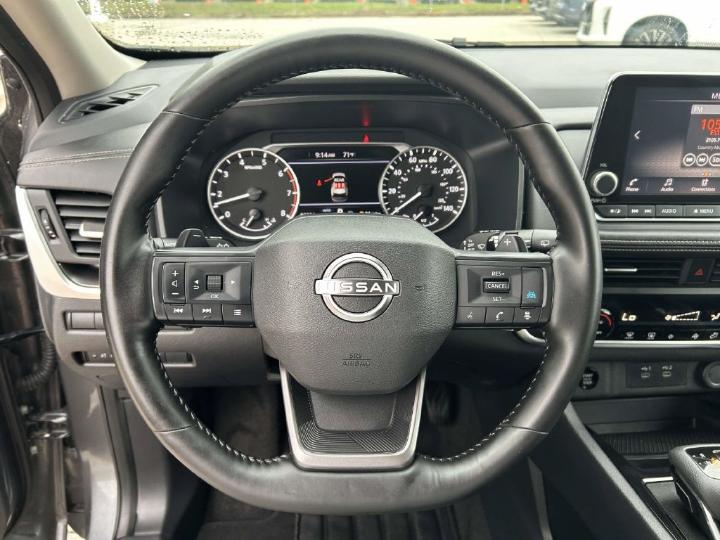 Used 2025 Nissan Rogue SV AWD/4WD image 17