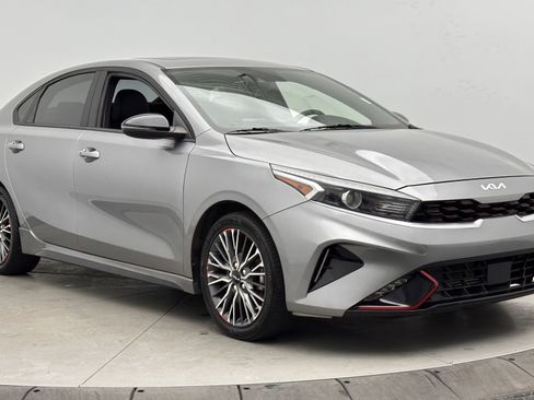 Used 2023 Kia Forte GT-Line w/ GT-Line Premium Package FWD image 3