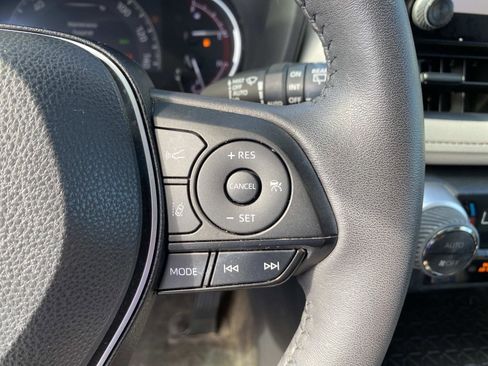 Used 2023 Toyota RAV4 XLE image 19