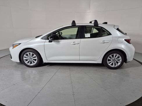 New 2026 Toyota Corolla SE image 2