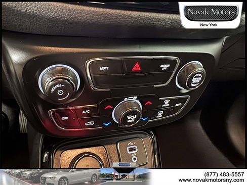 Used 2021 Jeep Compass Latitude image 22