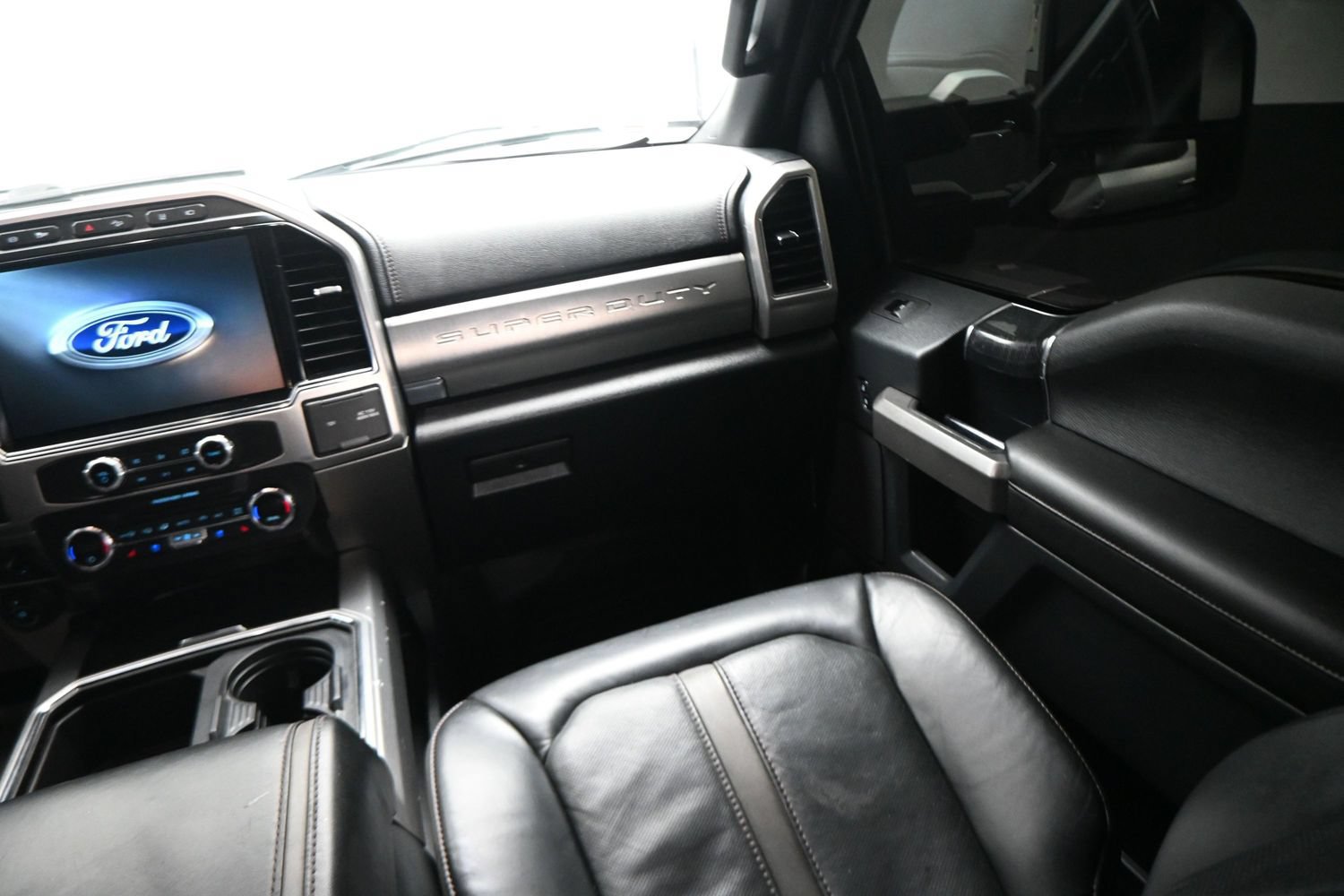 Used 2022 Ford F250 Platinum AWD/4WD image 13
