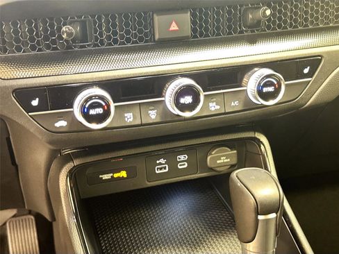 Used 2024 Honda CR-V Sport image 14