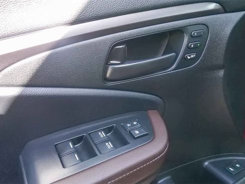 Used 2024 Honda Passport EX-L image 18