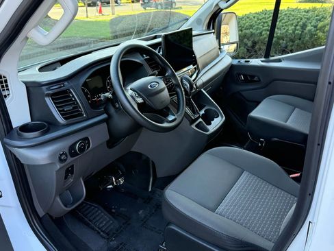 Used 2023 Ford Transit 350 XLT image 16