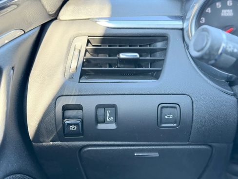 Used 2018 Chevrolet Impala LT w/ Sunroof and Spoiler Package FWD image 21