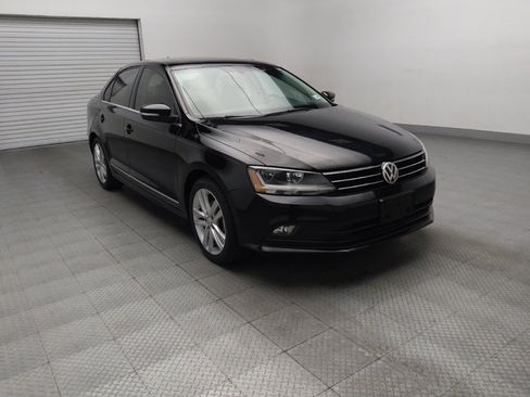 Used 2017 Volkswagen Jetta SEL FWD image 13