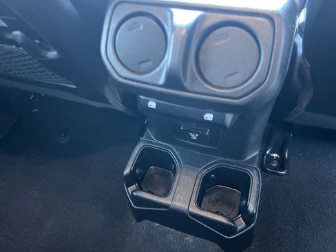 Used 2021 Jeep Gladiator Rubicon w/ Dual Top Group AWD/4WD image 18