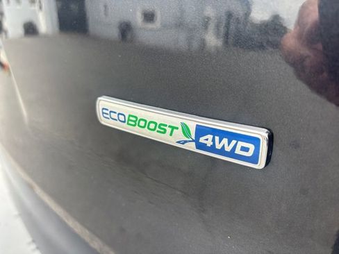 Used 2017 Ford Explorer XLT image 8
