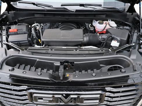 New 2025 GMC Yukon XL Elevation w/ LPO, Elevation Black Package image 51