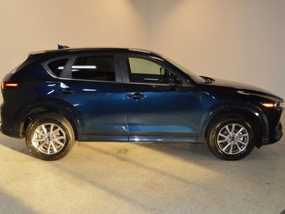 New 2025 MAZDA CX-5 AWD 2.5 S w/ Select Package
