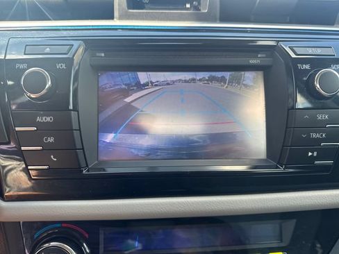 Used 2016 Toyota Corolla LE FWD image 21