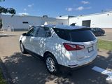 Used 2018 Chevrolet Equinox LT image 3