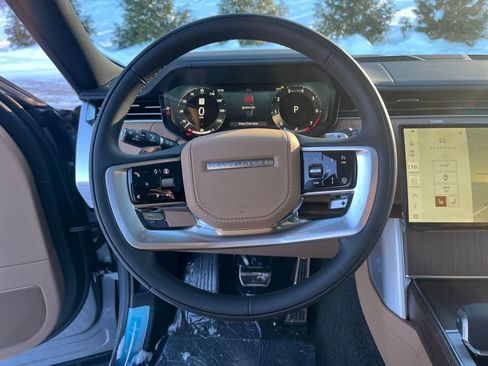 New 2026 Land Rover Range Rover SE image 14