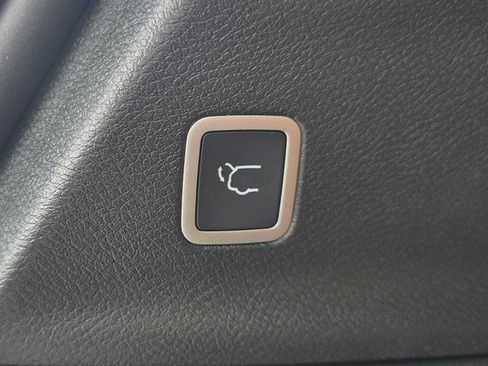 New 2026 Chrysler Pacifica Pinnacle AWD/4WD image 27