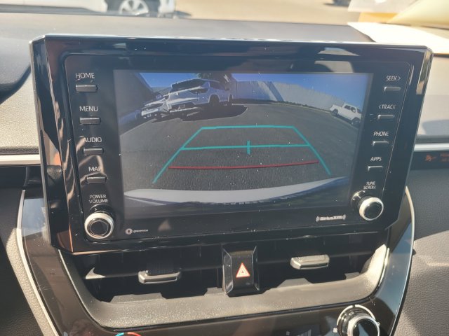 Used 2022 Toyota Corolla LE FWD image 21
