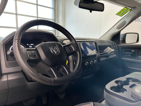 Used 2016 RAM 1500 Express image 9