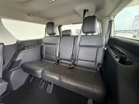 Used 2025 Ford Expedition Max Active AWD/4WD image 29