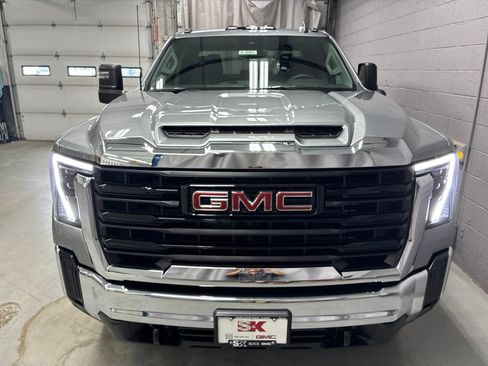 New 2026 GMC Sierra 2500 Pro w/ Convenience Package AWD/4WD image 6