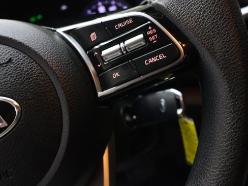 Used 2019 Kia Forte LXS FWD image 20