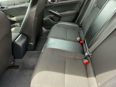 Used 2025 Honda Civic Sport image 27