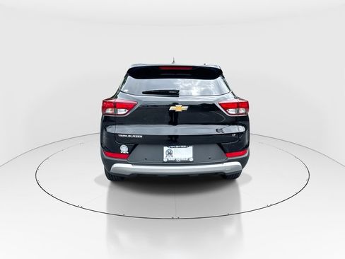 New 2026 Chevrolet TrailBlazer LT w/ LT Cold Weather Package FWD image 7