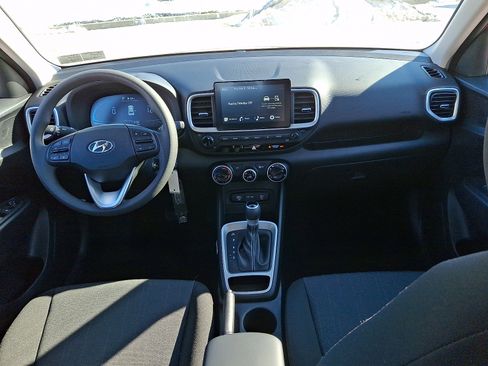 New 2026 Hyundai Venue SE image 10