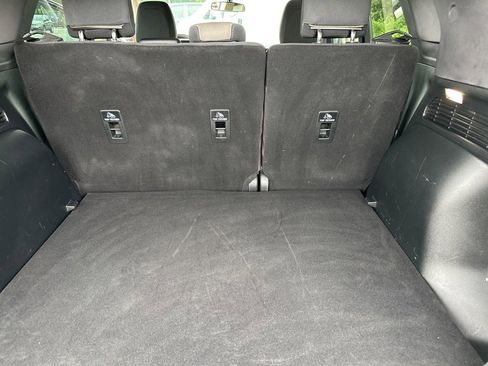 Used 2020 Ford Escape SE image 15