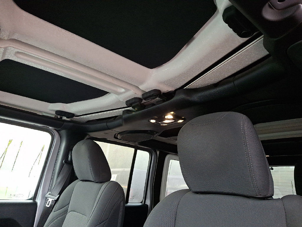Used 2021 Jeep Wrangler Unlimited Sport AWD/4WD image 21