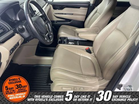 Used 2024 Honda Odyssey Touring image 17