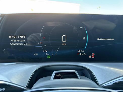 New 2026 Cadillac Vistiq Sport image 28