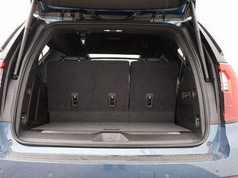 Used 2026 GMC Yukon Denali w/ Sun & Power Step Package AWD/4WD image 19