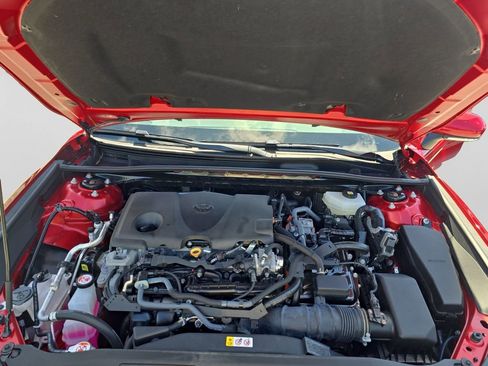 Used 2025 Toyota Camry SE FWD image 20