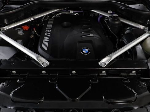 Certified 2025 BMW X7 xDrive40i w/ Executive Package image 25