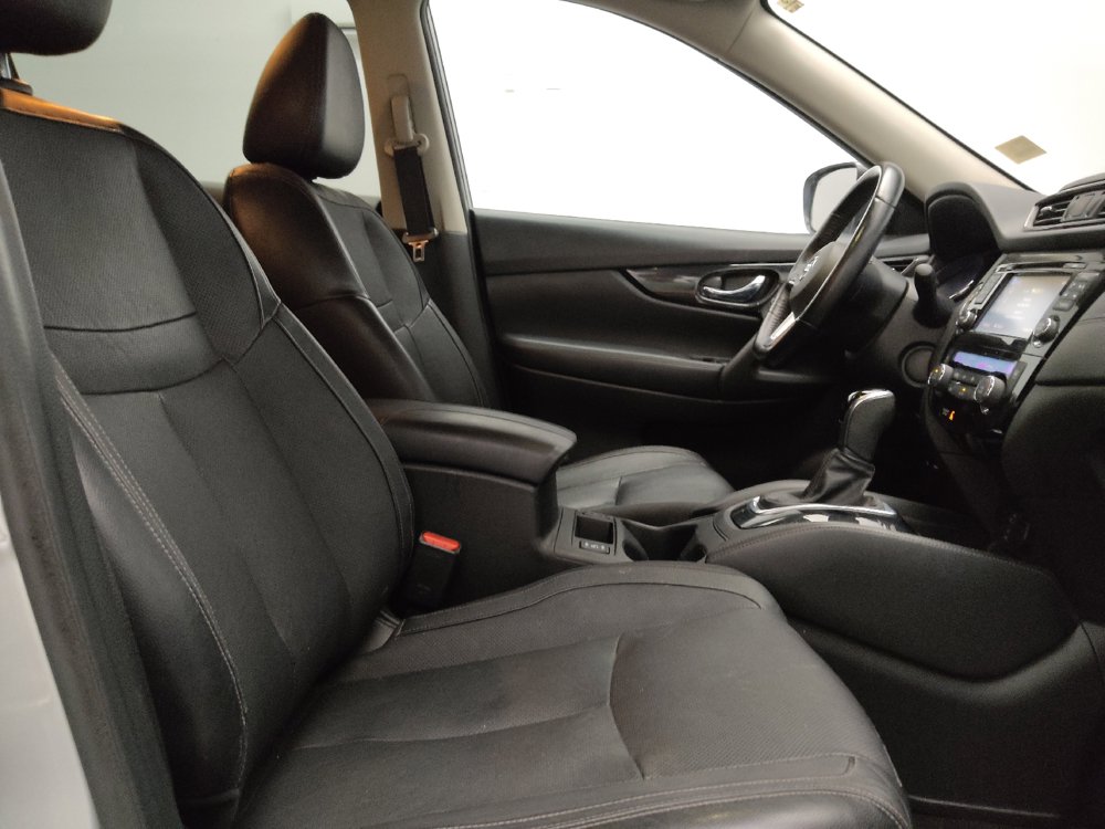 Used 2017 Nissan Rogue SL w/ SL Premium Package AWD/4WD image 21