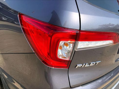 Used 2020 Honda Pilot Elite image 28