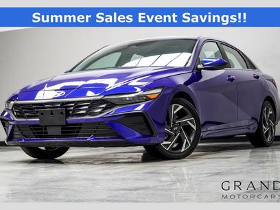 Used 2024 Hyundai Elantra SEL w/ Convenience Package