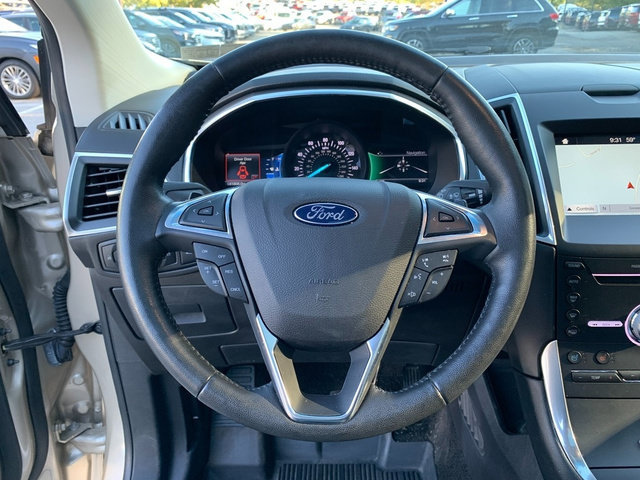 Used 2017 Ford Edge Titanium w/ Equipment Group 301A AWD/4WD image 24
