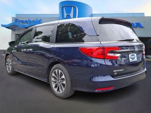 Used 2023 Honda Odyssey EX-L image 4